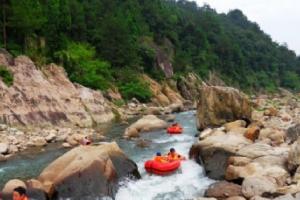 猛洞河仙溪漂流